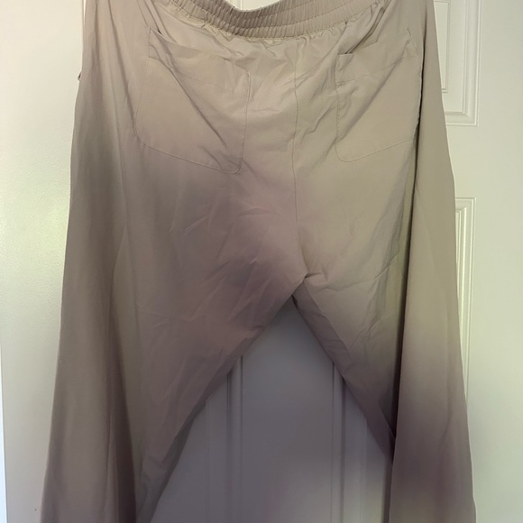 Banana Republic BR Standard Flyweight Jogger Pants Women’s Size L - Picture 3 of 5